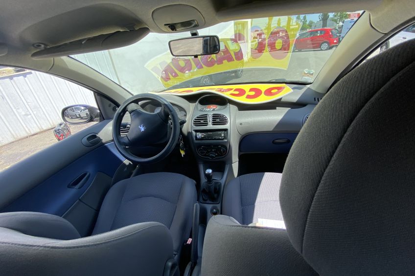 Peugeot 206 Peugeot 206 3 portes 1.1I 8V 60